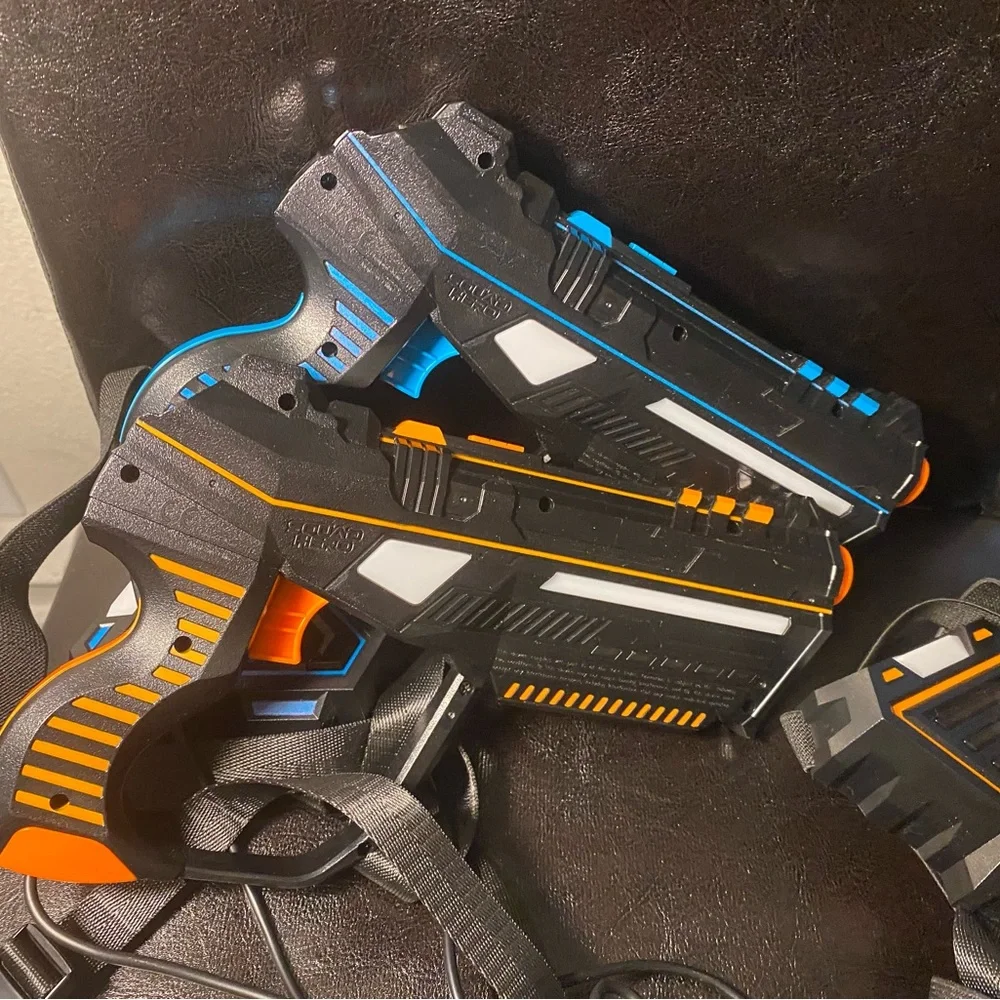 2X Squad Hero Rechargeable Laser Tag Set for Kids, Teens & Adults - Guns & Vests